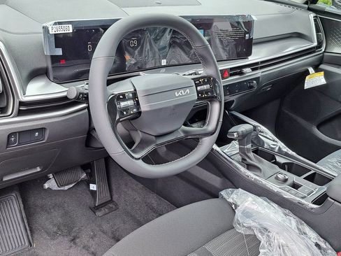 New 2026 Kia Sorento LX image 7