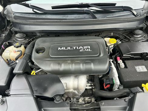 Used 2015 Jeep Cherokee Latitude image 18