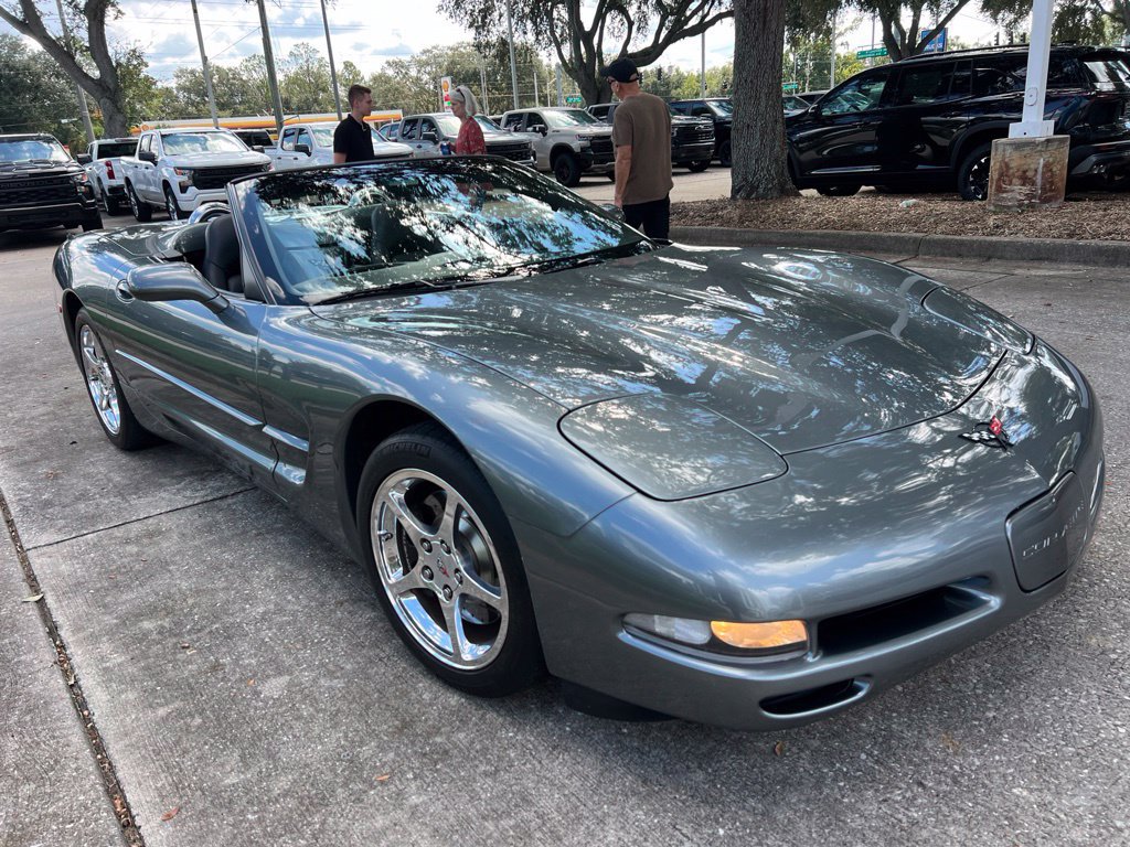 Used 2004 Chevrolet Corvette Convertible w/ Preferred Equipment Group RWD image 4