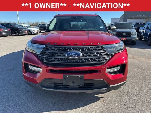 Used 2021 Ford Explorer XLT w/ Equipment Group 202A image 2