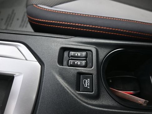 Used 2023 Subaru Crosstrek 2.0i Premium image 44