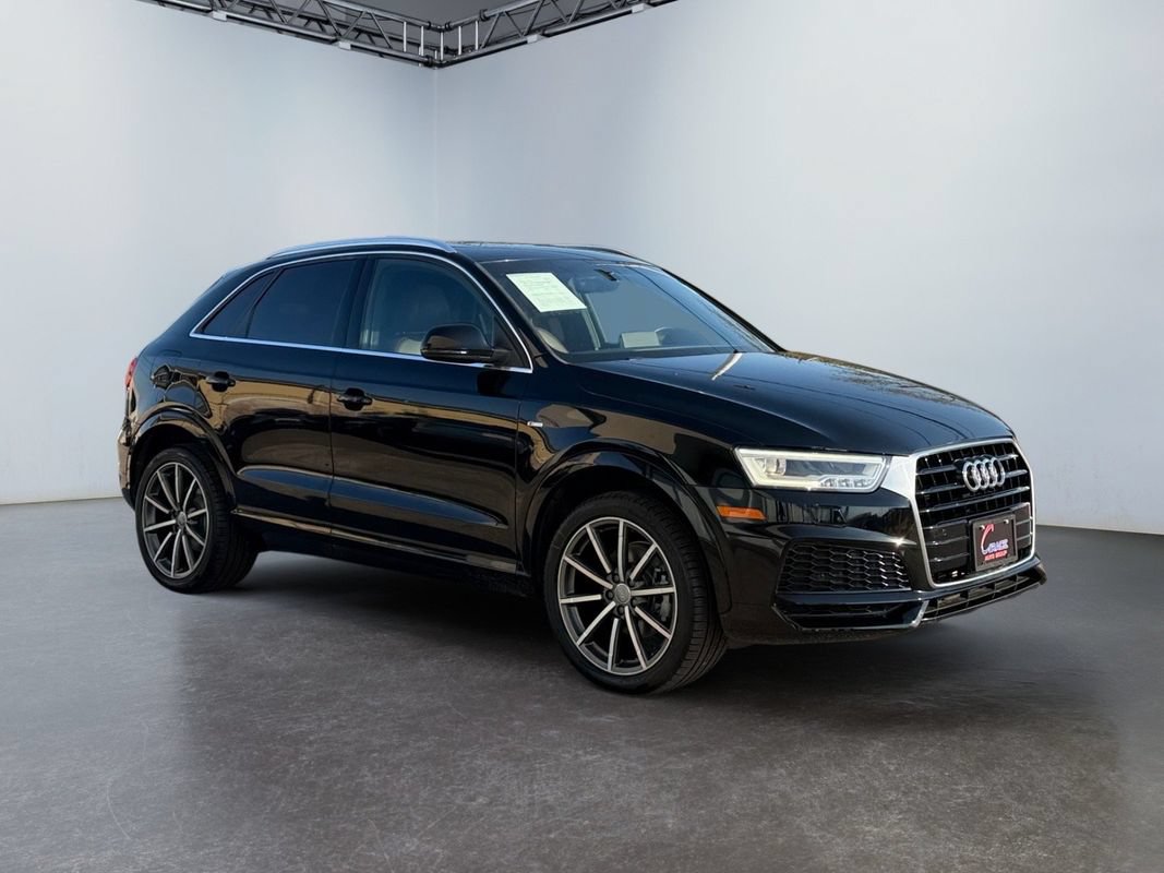 Used 2018 Audi Q3 2.0T Premium Plus w/ Premium Plus Package AWD/4WD image 3