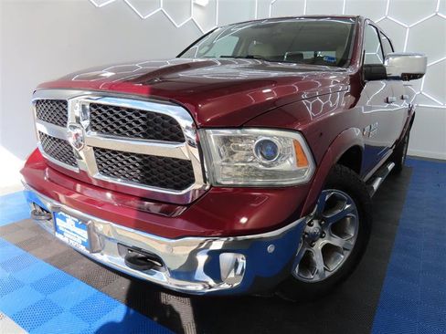 Used 2016 RAM 1500 Laramie w/ Convenience Group AWD/4WD image 1