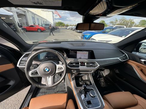 Used 2023 BMW X5 xDrive40i w/ M Sport Package AWD/4WD image 31