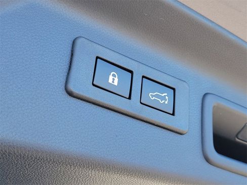 New 2026 Subaru Forester Touring image 8