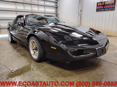 Used 1991 Pontiac Firebird Trans Am RWD image 1