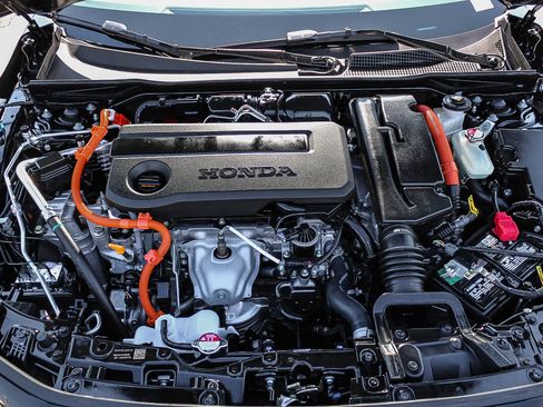 Certified 2025 Honda Civic Sport Touring image 25