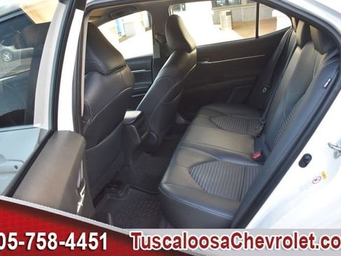 Used 2019 Toyota Camry SE image 20