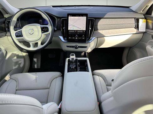 New 2026 Volvo XC90 B6 Ultra w/ Protection Package AWD/4WD image 2