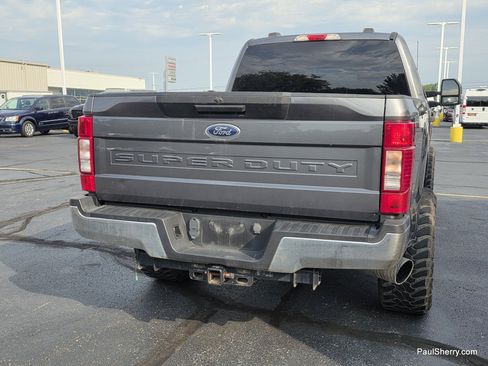 Used 2022 Ford F250 XLT AWD/4WD image 4