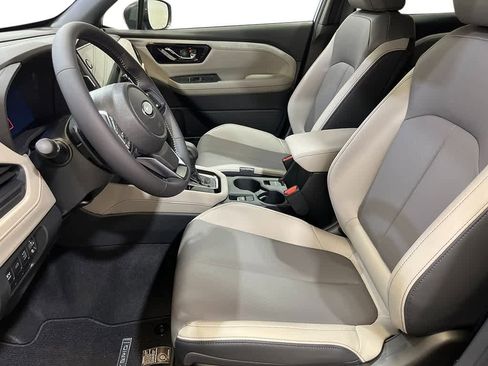 Certified 2025 Subaru Forester Limited image 12