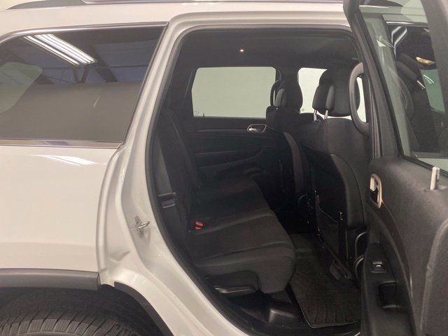 Used 2017 Jeep Grand Cherokee Laredo w/ Quick Order Package 23E AWD/4WD image 25