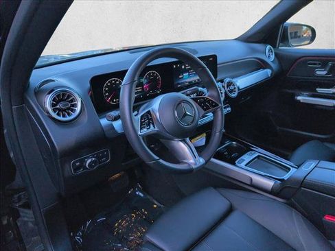 Certified 2026 Mercedes-Benz GLB 250 image 3