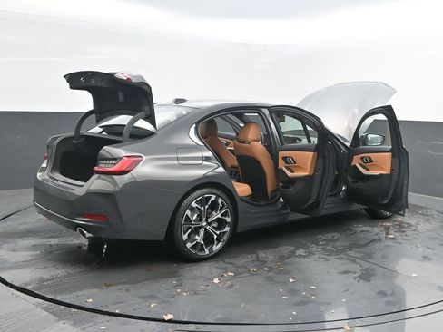 New 2026 BMW 330i Sedan w/ Premium Package RWD image 50