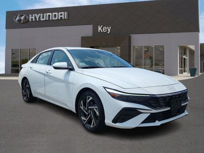 Certified 2024 Hyundai Elantra SEL w/ Convenience Package