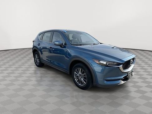 Used 2017 MAZDA CX-5 Sport image 2
