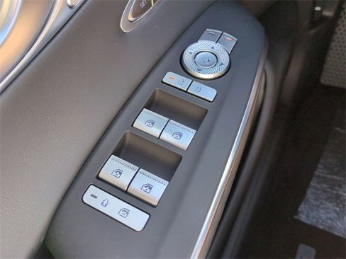 Certified 2026 Genesis GV70 2.5T Sport Prestige image 23