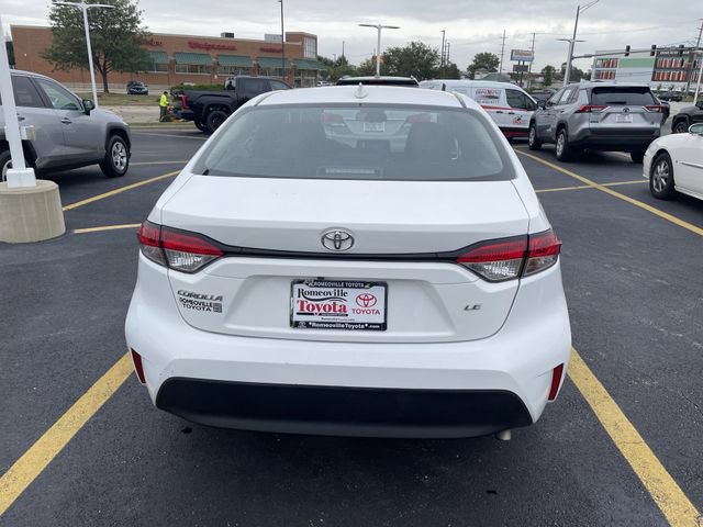 Used 2025 Toyota Corolla LE FWD image 32