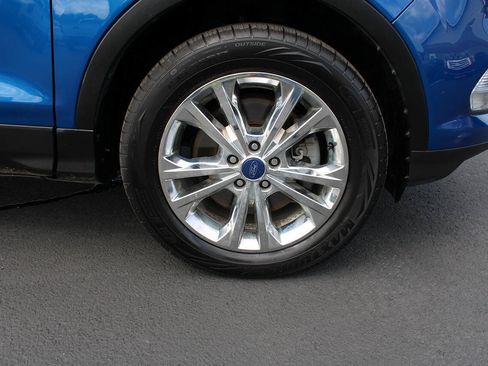Used 2017 Ford Escape SE AWD/4WD image 17