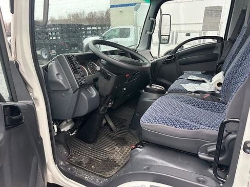 Used 2023 Chevrolet Low Cab Forward 5500XD image 23