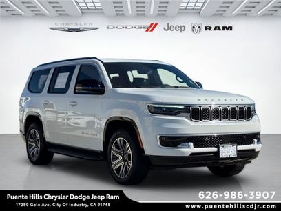 Used 2025 Jeep Wagoneer 4WD