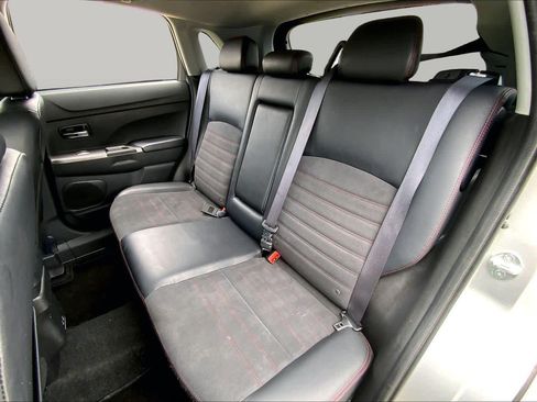 Used 2024 Mitsubishi Outlander Sport SE AWD/4WD image 20