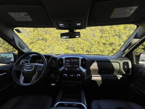 Used 2021 GMC Sierra 1500 SLT w/ SLT Premium Package image 29