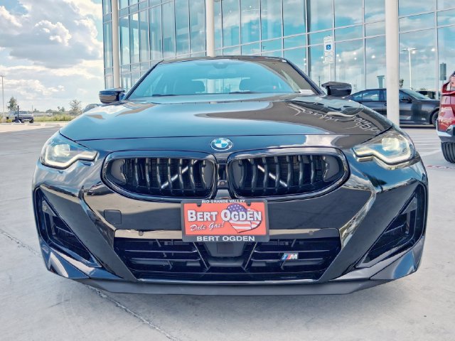 New 2027 BMW M240i Coupe RWD image 3
