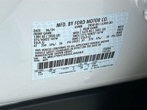 Used 2025 Lincoln Aviator Reserve w/ Luxury Package image 34