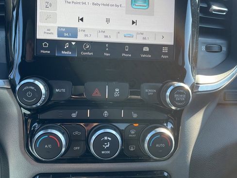 Used 2024 RAM 3500 Big Horn w/ Night Edition image 30