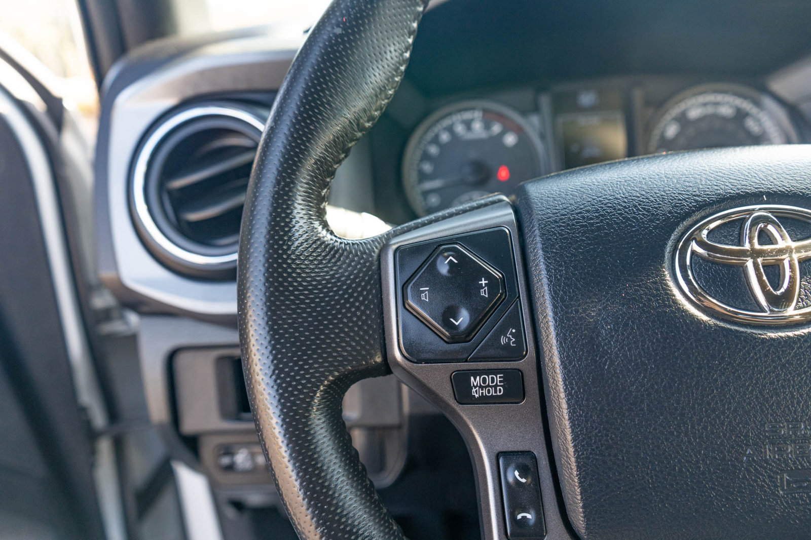 Used 2019 Toyota Tacoma TRD Pro AWD/4WD image 27