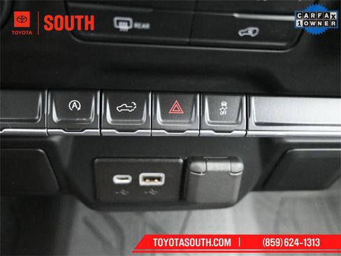 Used 2022 Chevrolet Silverado 1500 Custom image 16