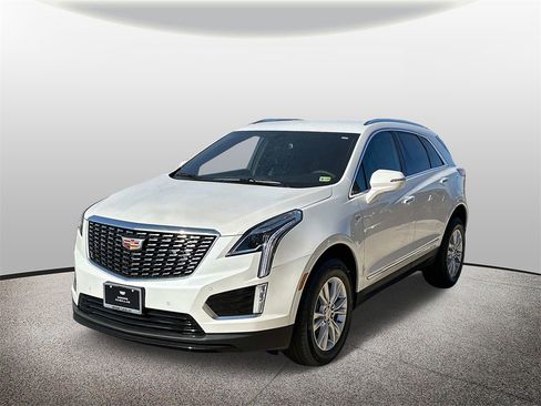 New 2025 Cadillac XT5 Luxury image 5