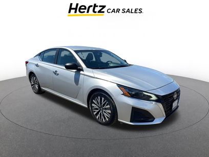 Used 2024 Nissan Altima 2.5 SV