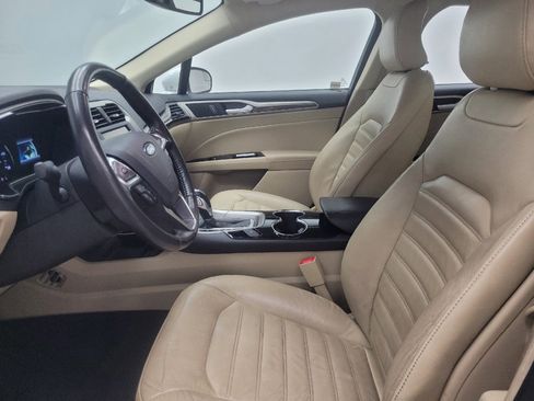 Used 2016 Ford Fusion Energi SE FWD image 17