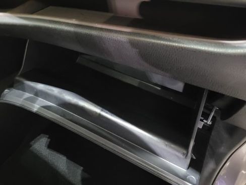 Used 2016 Toyota Highlander XLE image 61