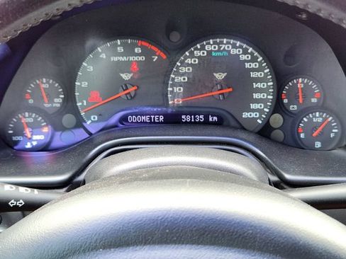 Used 2001 Chevrolet Corvette Convertible w/ Preferred Equipment Group2 RWD image 16