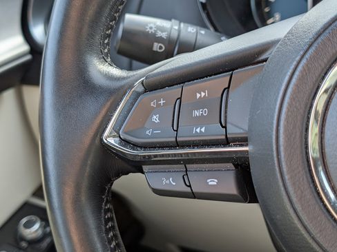 Used 2021 MAZDA CX-9 Signature image 26