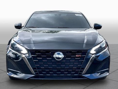 Certified 2023 Nissan Altima 2.5 SR FWD image 4