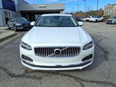 Used 2022 Volvo S90 B6 Inscription w/ Advanced Package image 10