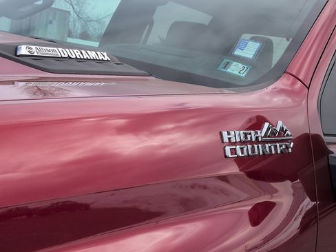 Certified 2024 Chevrolet Silverado 3500 High Country w/ Technology Package image 32