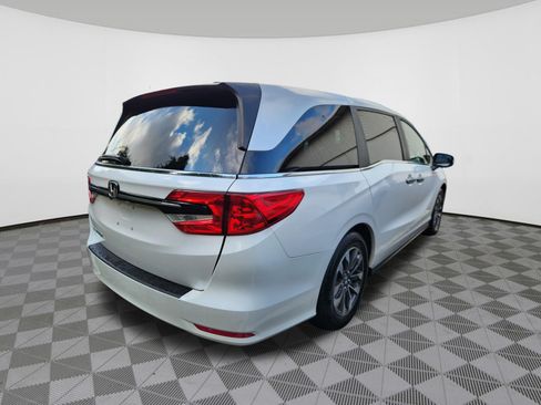 Used 2024 Honda Odyssey EX-L image 4