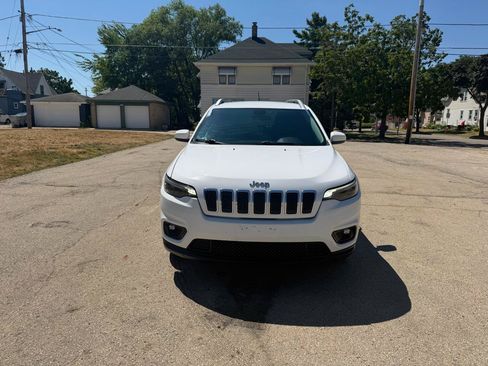Used 2019 Jeep Cherokee Latitude w/ Popular Appearance Group FWD image 2