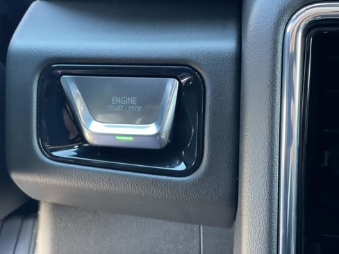 New 2026 GMC Yukon Elevation image 16