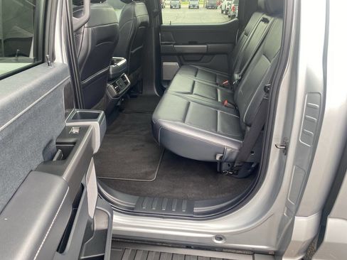 Used 2025 Ford F150 Lariat AWD/4WD image 16