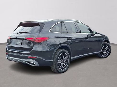 Used 2026 Mercedes-Benz GLC 300 4MATIC image 4