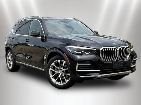 Used 2022 BMW X5 xDrive40i AWD/4WD image 3