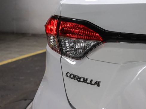 Certified 2024 Toyota Corolla LE w/ LE Convenience Package FWD image 12