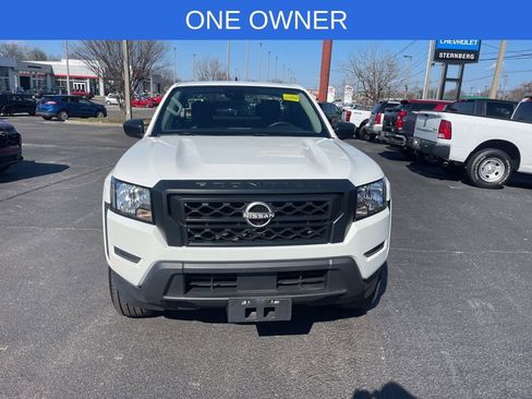 Used 2022 Nissan Frontier S image 2