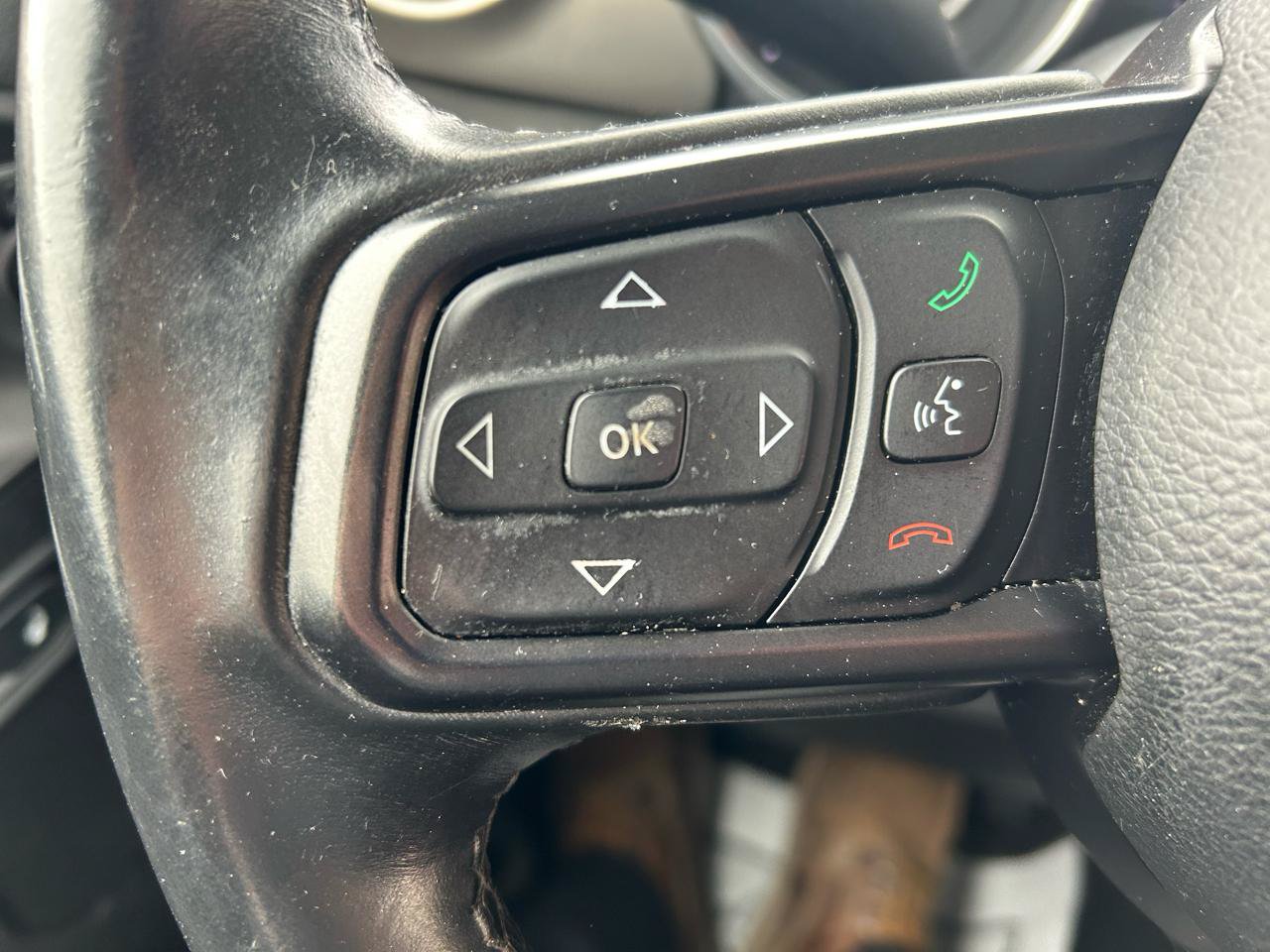 Used 2018 Jeep Wrangler Unlimited Sport S AWD/4WD image 17